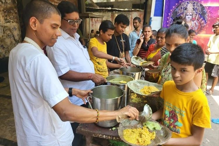 Dona Prasadam Seva